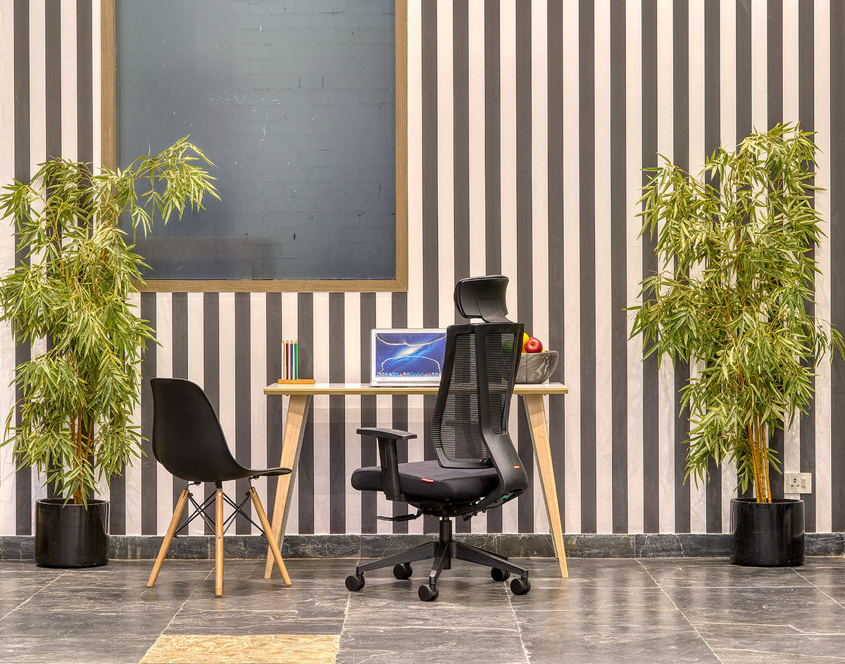 Featherlite Enzo High Back Mesh Chair with Magnaflex System for Stable Lower Back Support & Self Calibrate Multilock Mechanism